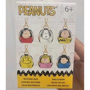 Loungefly Peanuts SNOOPY Bag Clip Mini Backpack Charm‎ OPENED Mystery Blind Box